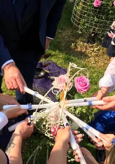 mini-ceremonies-a3d9e3a1